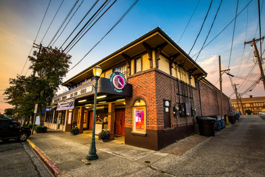 Blue Mouse Theater in Proctor Neighborhood