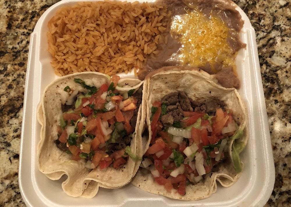 Photo courtesy of the Memo's Yelp page