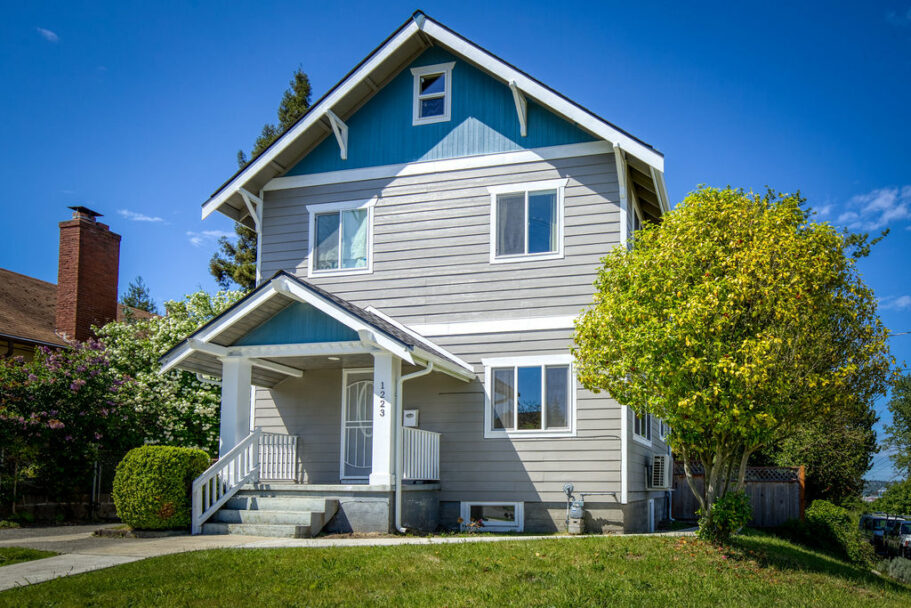 historic home on MckInley Hill Tacoma